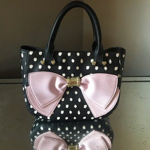 Adorable Polka Dot Bow Handbag